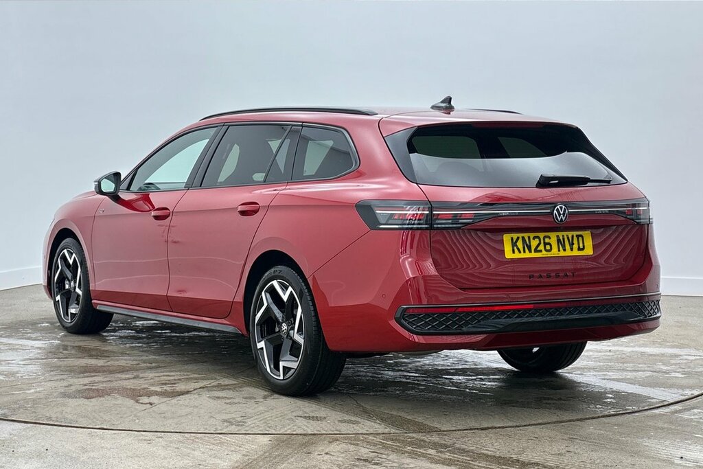 Volkswagen Passat R-line 2.0 Tsi 204 Ps 7-Speed Dsg Red #3