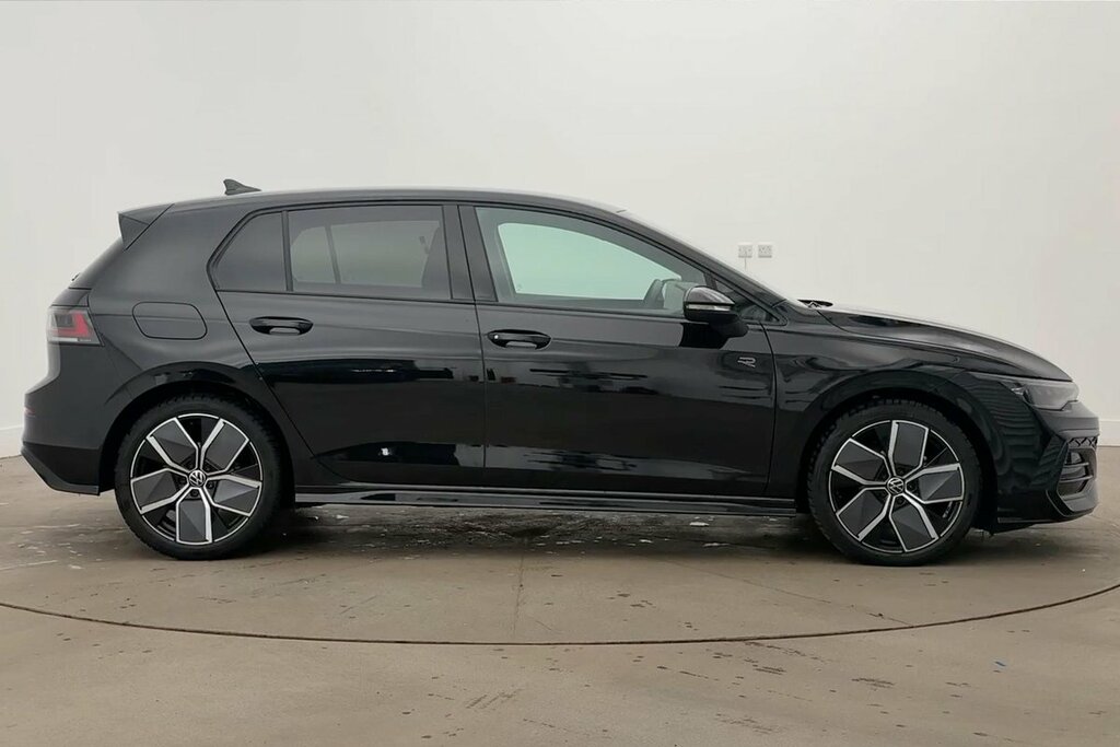 Volkswagen Golf Hatch Black Edition 2.0 Tdi 150 Ps 7-Speed Dsg 5 D Black #4