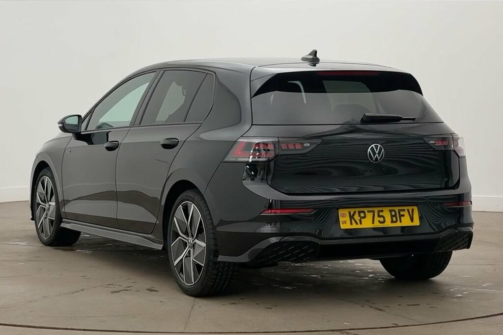 Volkswagen Golf Hatch Black Edition 2.0 Tdi 150 Ps 7-Speed Dsg 5 D Black #3