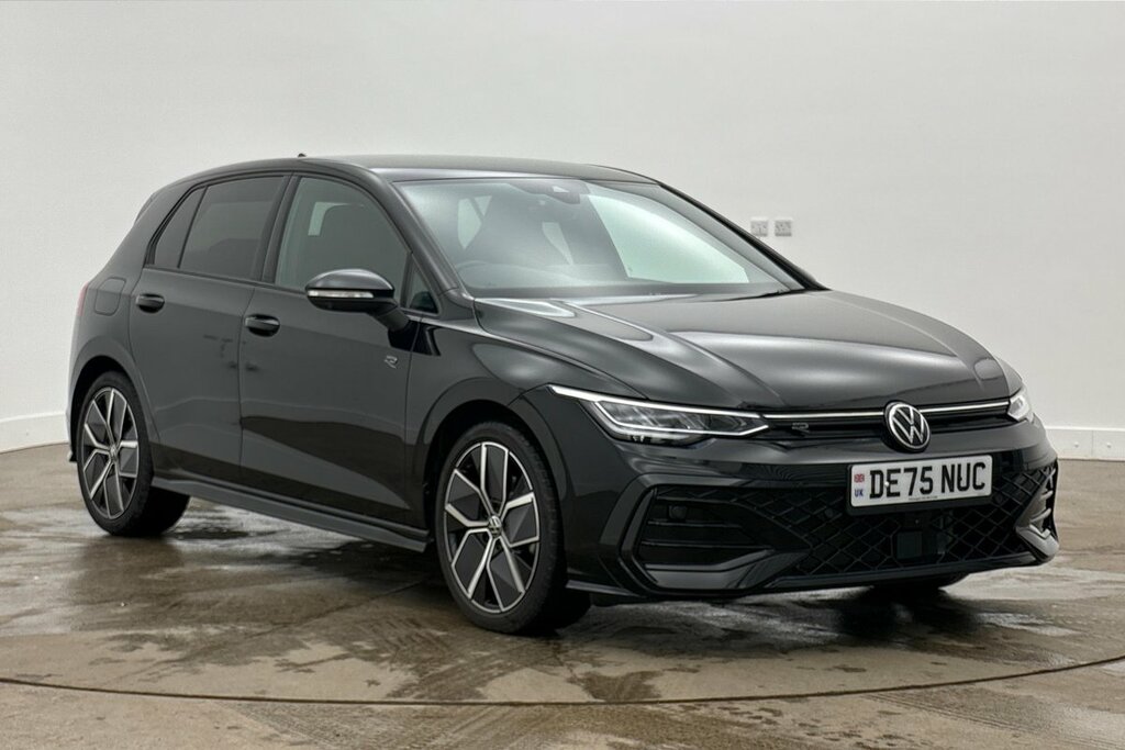 Volkswagen Golf Hatch R-line 1.5 Tsi 150Ps 6-Speed DE75NUC Black