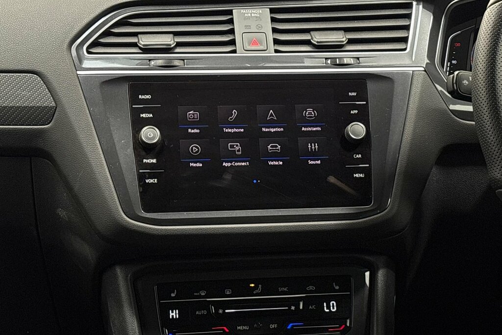 Volkswagen Tiguan Allspace Elegance Black #11