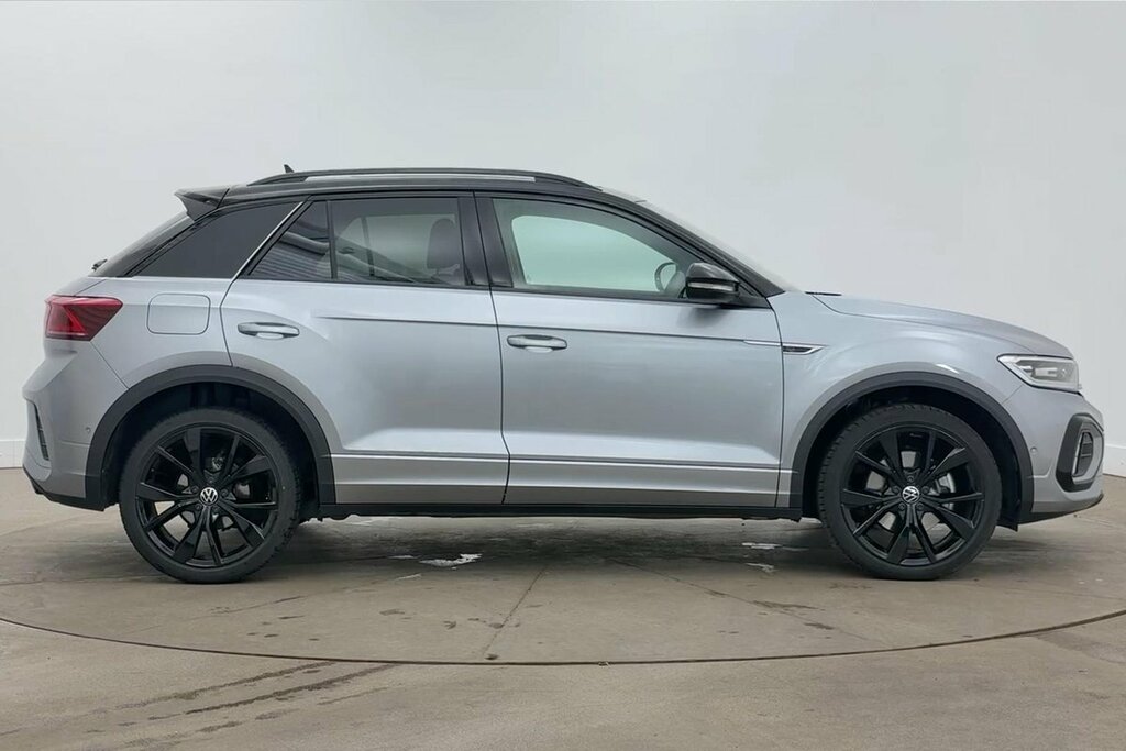 Volkswagen T-Roc Black Edition Plus 1.5 Tsi 150Ps 7-Speed Dsg Silver #4