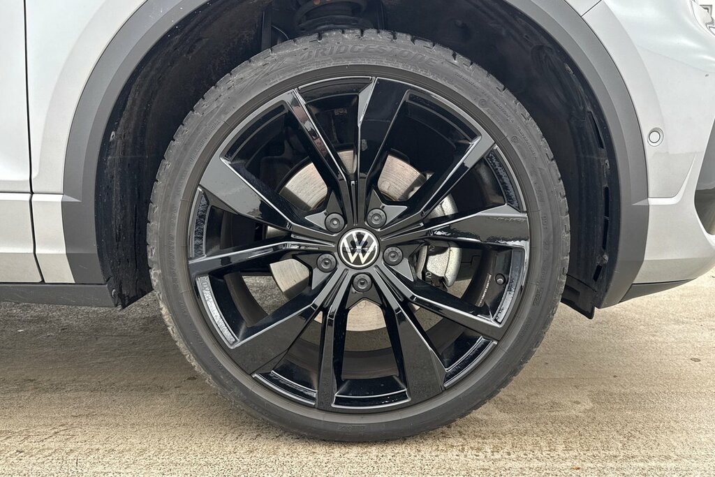Volkswagen T-Roc Black Edition Plus 1.5 Tsi 150Ps 7-Speed Dsg Silver #5