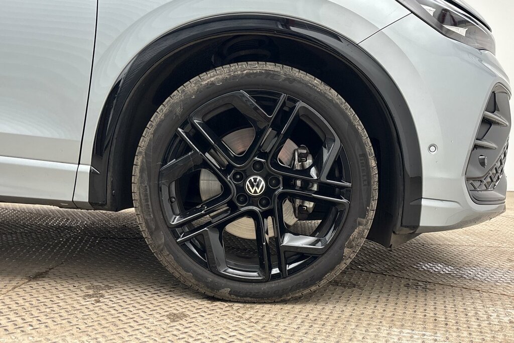 Volkswagen Tiguan R-line 2.0 Tdi 150 Ps 7-Speed Dsg Silver #5