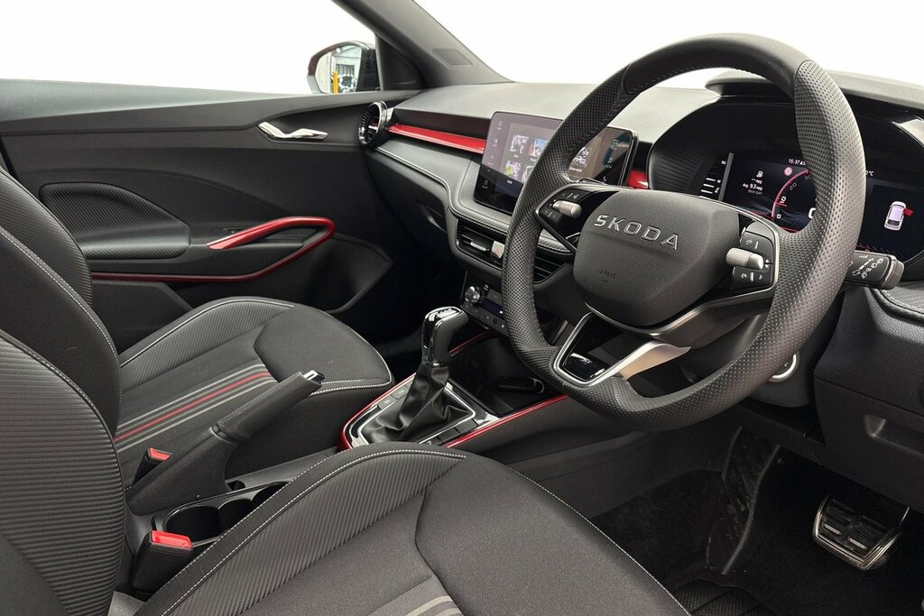Skoda Fabia Hatch Monte Carlo Edition 1.5 Tsi 150 Ps Dsg Red #6