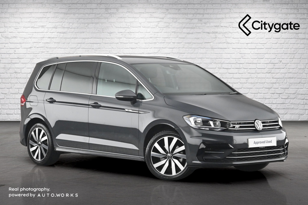 Volkswagen Touran R-line 1.5 Tsi 150 Ps 7-Speed Dsg Grey