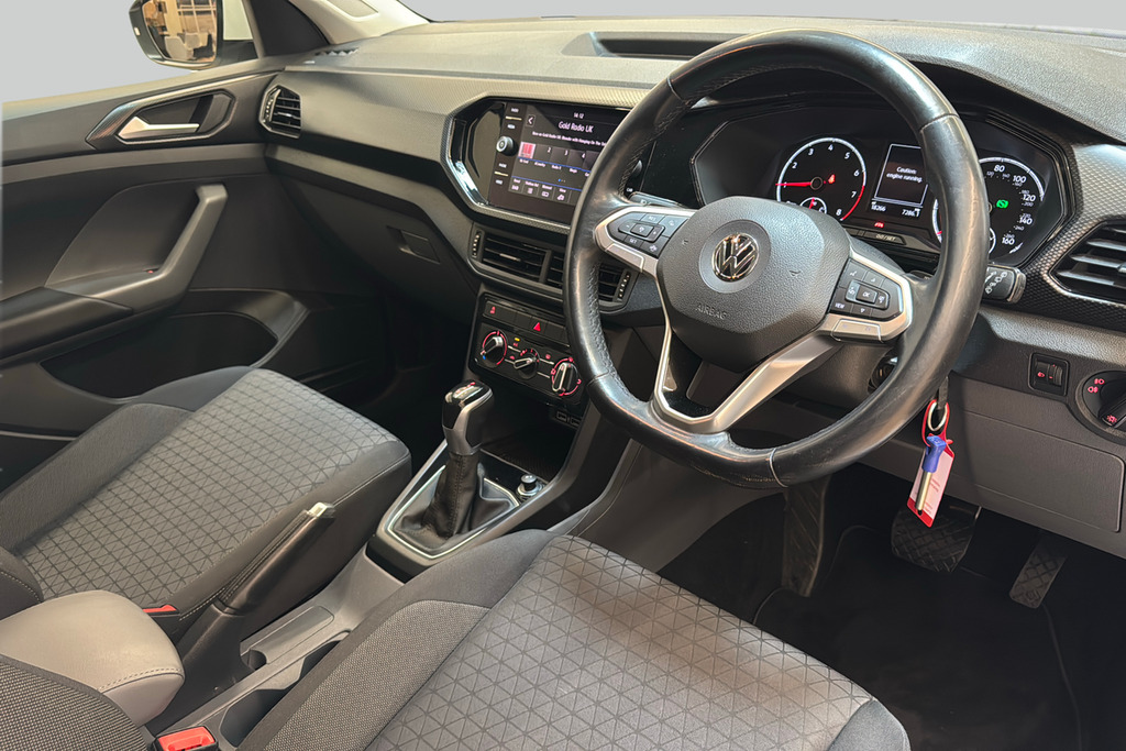 Volkswagen T-Cross Se 1.0 Tsi 115Ps 7-Speed Dsg White #6