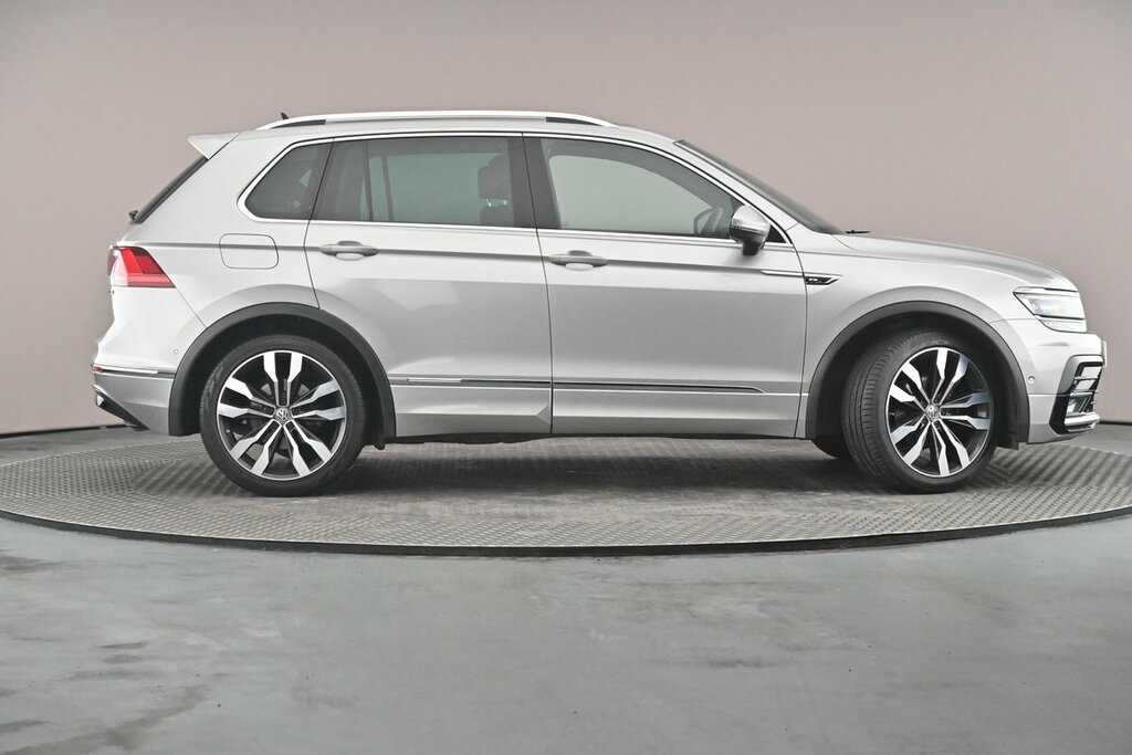Volkswagen Tiguan Swb R-line Tech 2.0 Tdi 4Motion 150Ps 7-Speed Dsg Silver #4