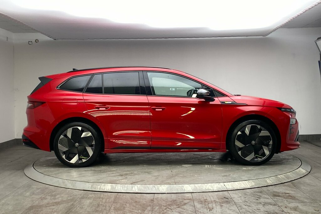 Skoda ENYAQ Vrs 84 Kwh 340 Ps Single Speed 4X4 Red #4