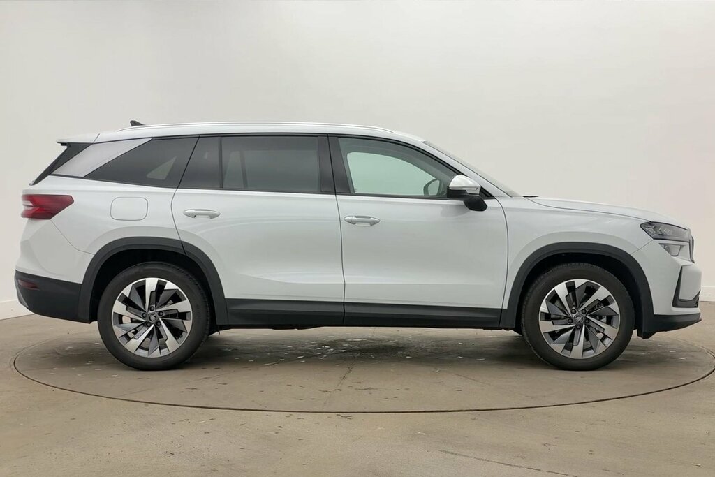 Skoda Kodiaq Se L 7 Seats 1.5 Tsi E-tec 150 Ps Dsg White #4