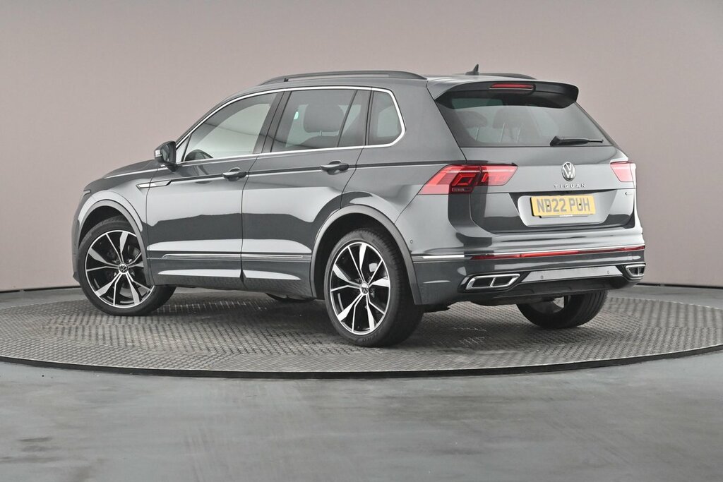 Volkswagen Tiguan R-line 2.0 Tdi 150Ps 7-Speed Dsg 4Motion Grey #3