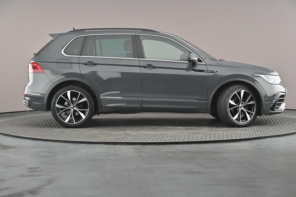 Volkswagen Tiguan R-line 2.0 Tdi 150Ps 7-Speed Dsg 4Motion Grey #4