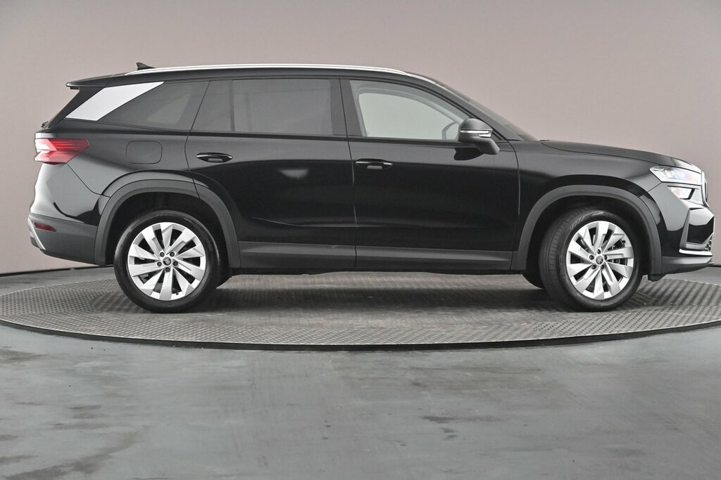 Skoda Kodiaq Se L 5 Seats 1.5 Tsi Iv 204 Ps Dsg Black #4