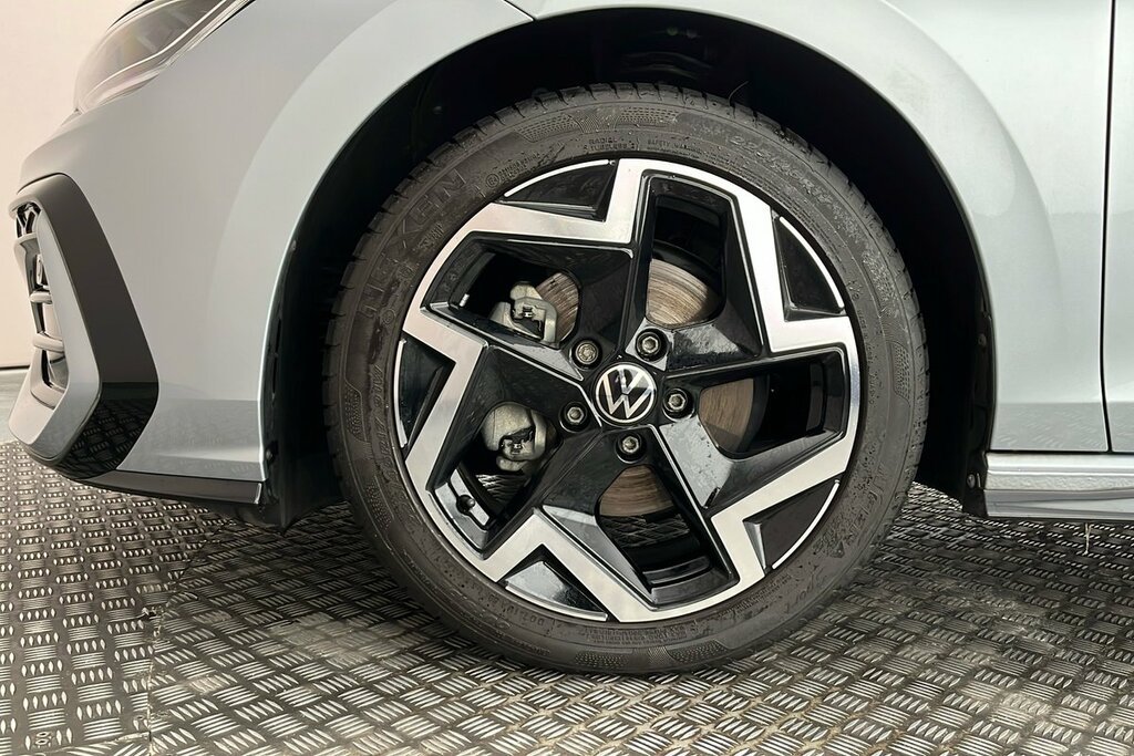 Volkswagen Golf Hatch R-line 1.5 Tsi 150Ps 6-Speed Silver #5