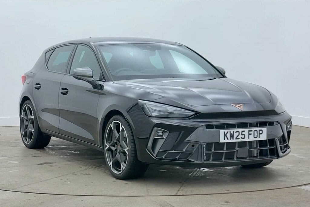 Cupra Leon Hatch V2 1.5 Etsi 150 7-Speed Black