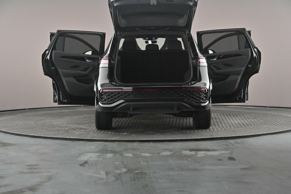 Volkswagen Tayron Life Black #43
