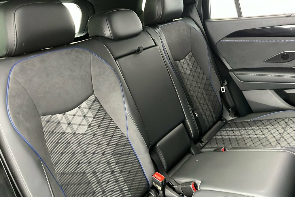 Volkswagen Tayron Life Black #10