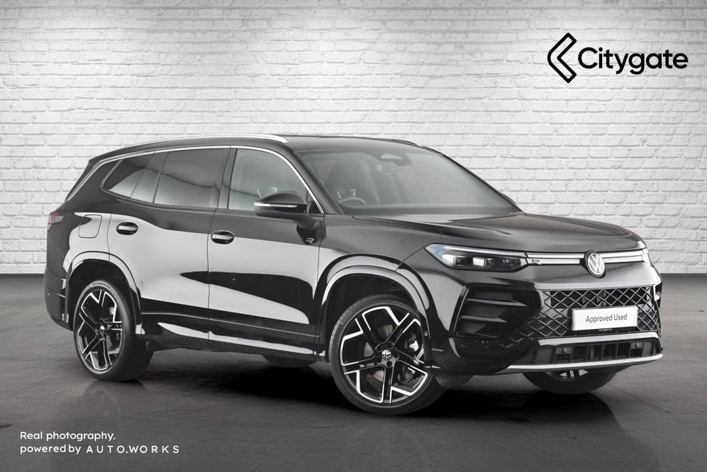 Volkswagen Tayron Life Black #1