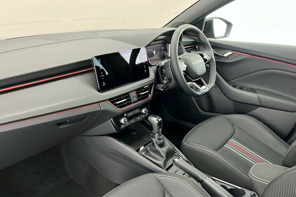Skoda Scala Monte Carlo Edition 1.0 Tsi 116 Ps Dsg Black #2