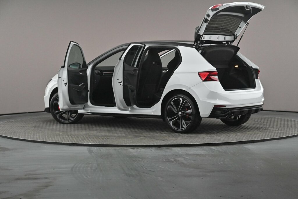 Skoda Fabia 1.0 Tsi Se Edition Grey #40
