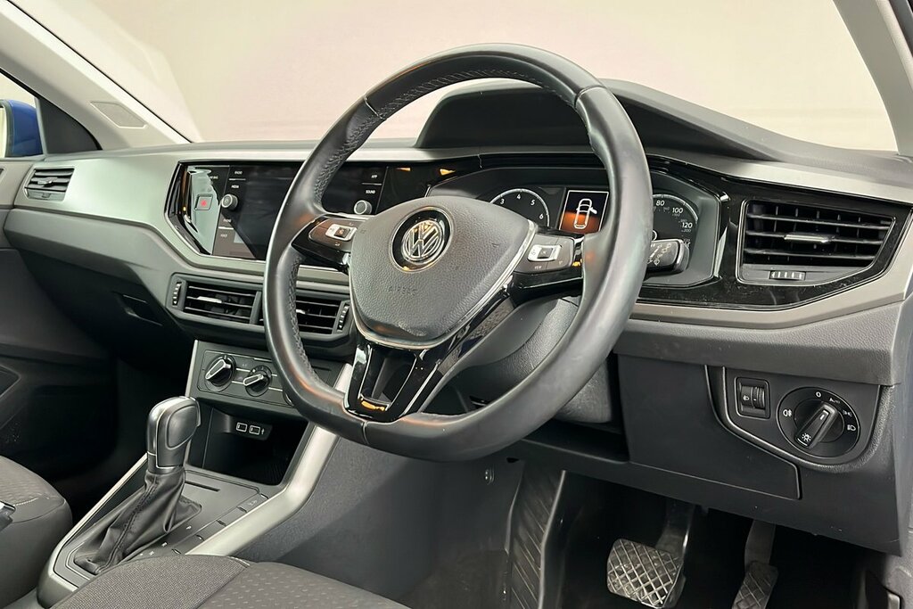 Volkswagen Polo Beats Black #8