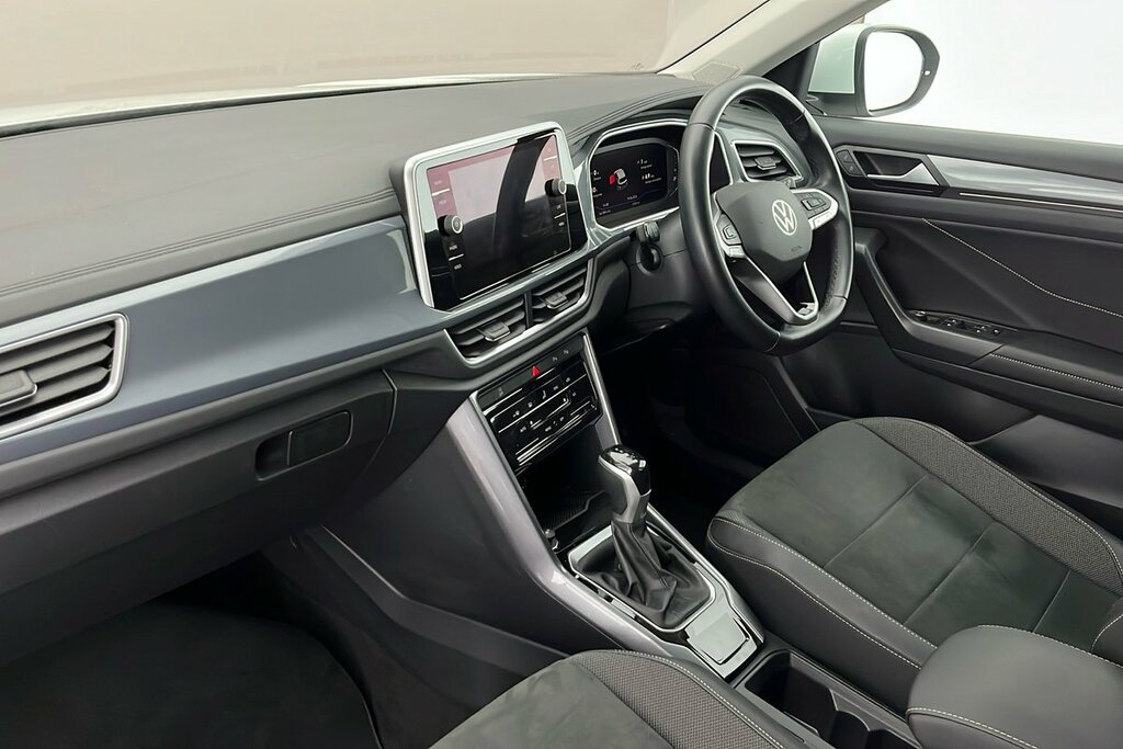 Volkswagen T-Roc Style 1.5 Tsi 150Ps 7-Speed Dsg White #2