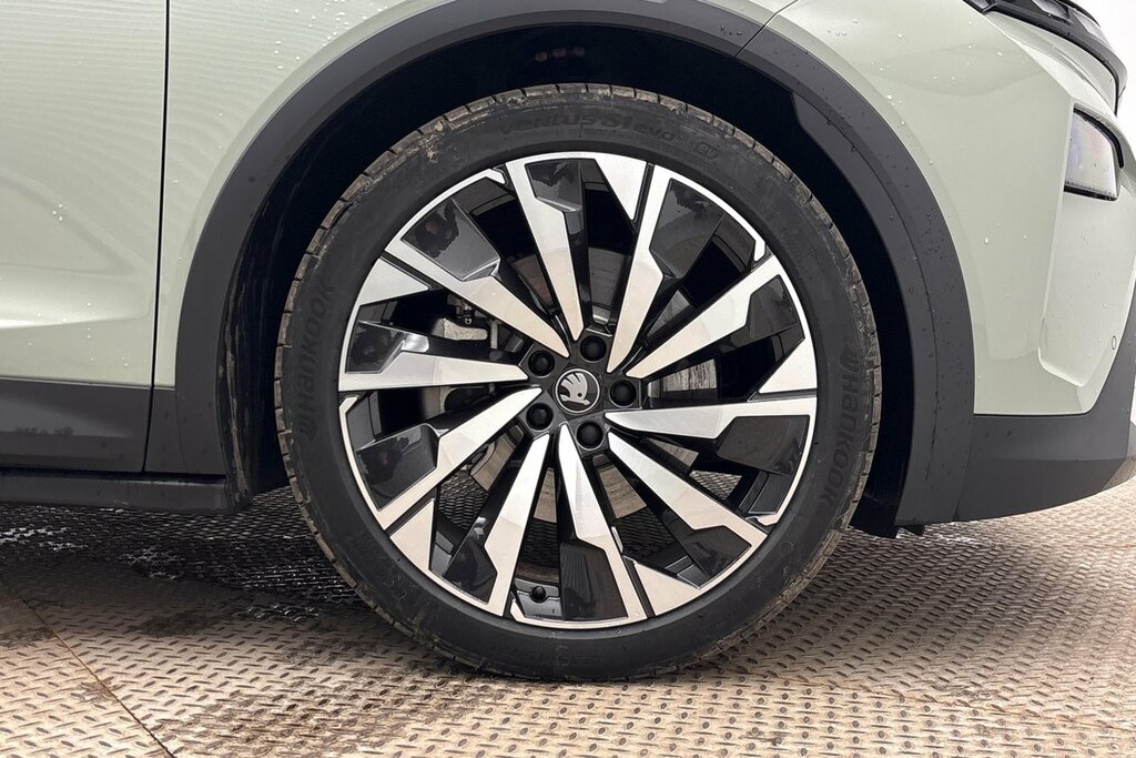 Skoda Elroq Sportline 85 82 Kwh 286 Ps Single Speed Green #5