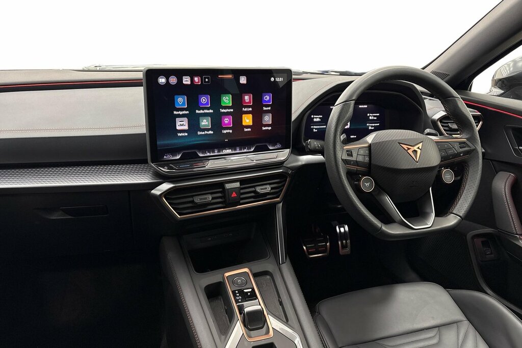 Cupra Formentor V3 1.5 Etsi 150 7-Speed Black #2