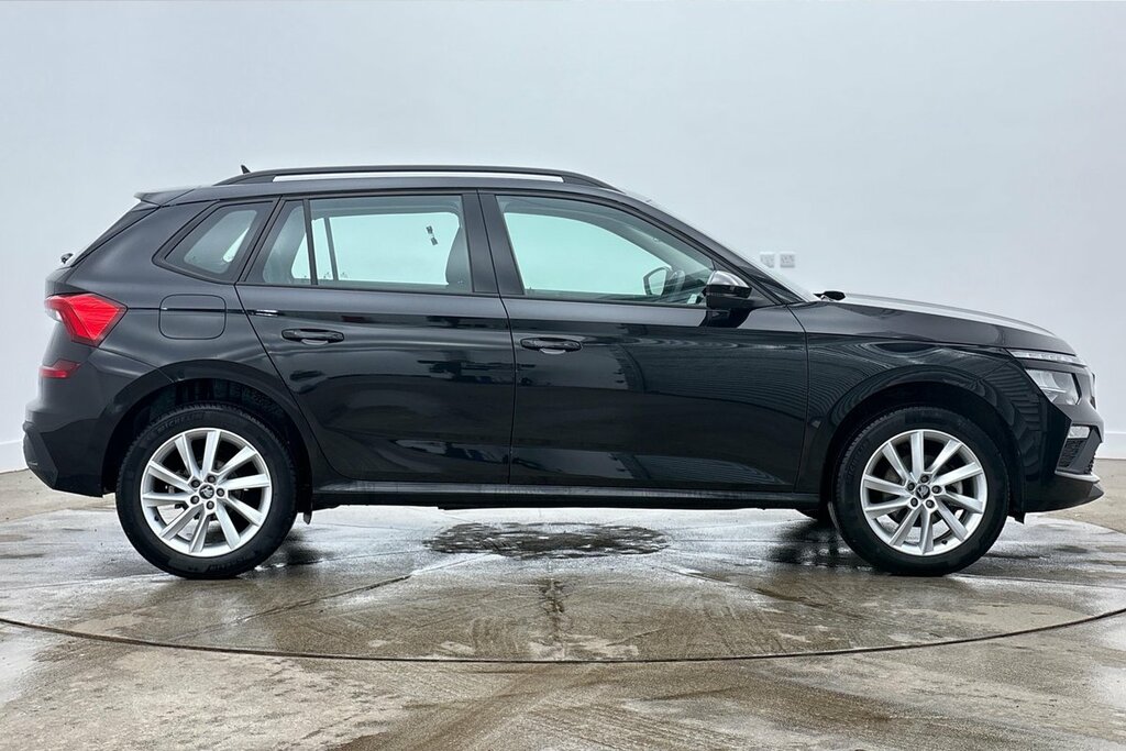 Skoda Kamiq Se Edition 1.0 Tsi 95 Ps 5G Man Black #4
