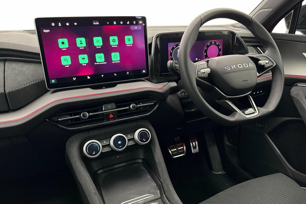 Skoda Kodiaq Sportline 7 Seats 1.5 Tsi E-tec 150 Ps Dsg DF75OBH Red #2