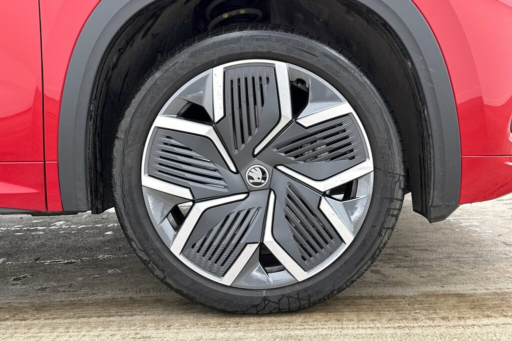 Skoda Kodiaq Sportline 7 Seats 1.5 Tsi E-tec 150 Ps Dsg DF75OBH Red #5