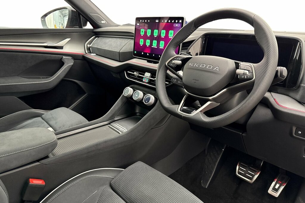 Skoda Kodiaq Sportline 7 Seats 1.5 Tsi E-tec 150 Ps Dsg DF75OBH Red #6