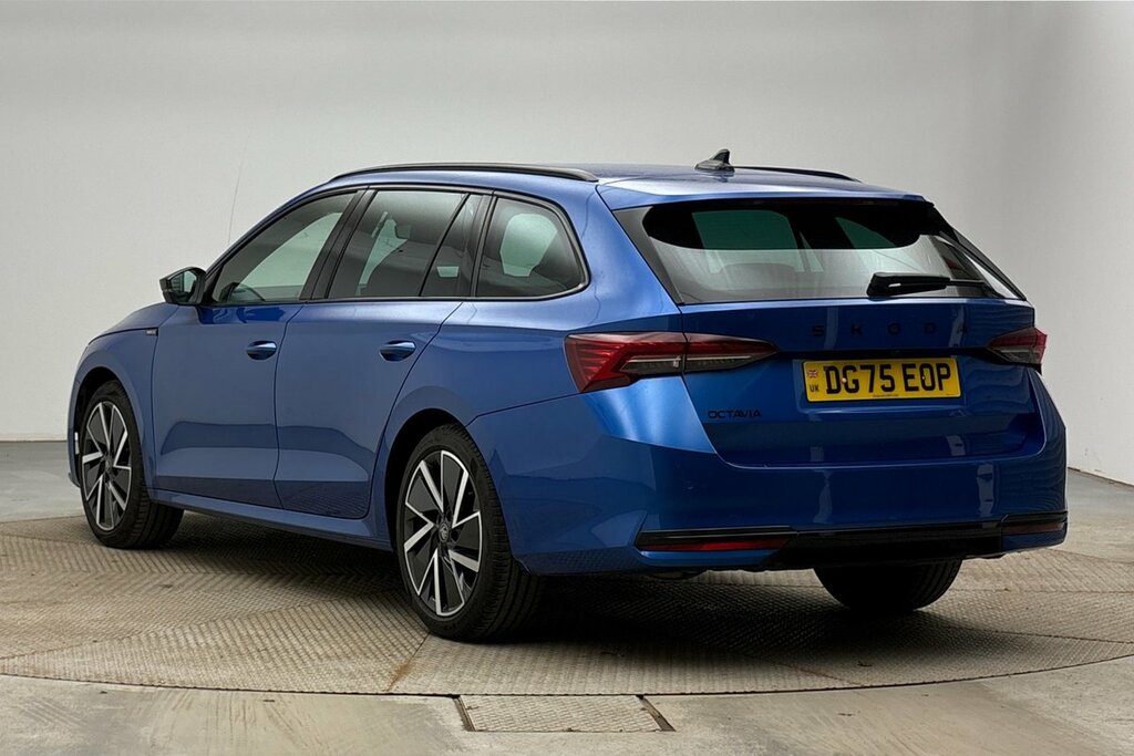Skoda Octavia Sportline 1.5 Tsi 150 Ps 6G Man Blue #3