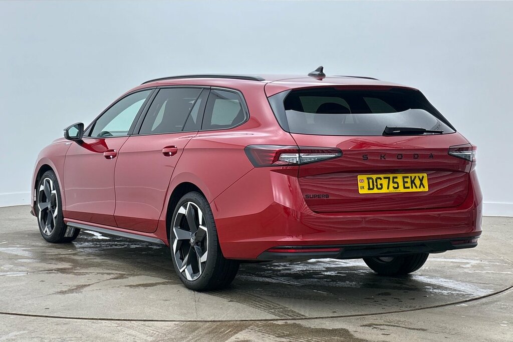 Skoda Superb Sportline 2.0 Tsi 204 Ps Dsg Red #3
