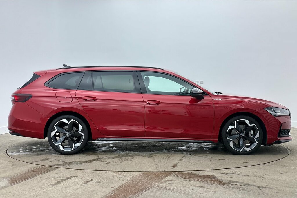 Skoda Superb Sportline 2.0 Tsi 204 Ps Dsg Red #4