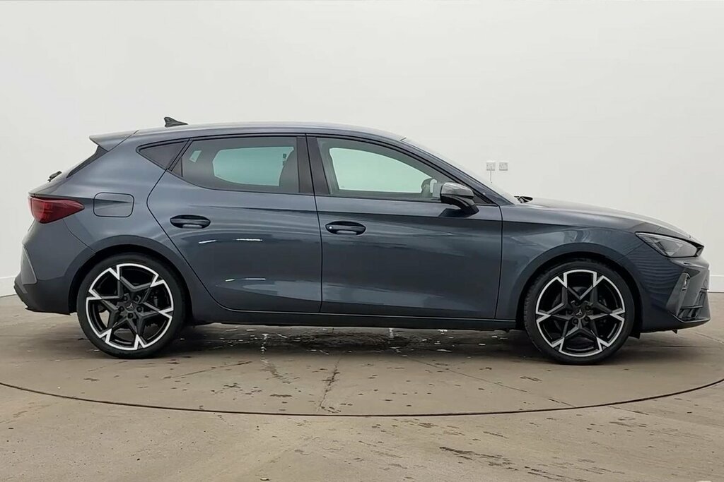 Cupra Leon Hatch V2 1.5 Tsi 150 6-Speed Grey #4