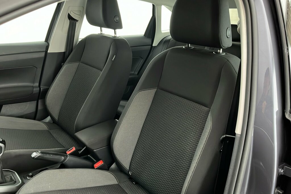 Volkswagen Taigo Hatchback Grey #23
