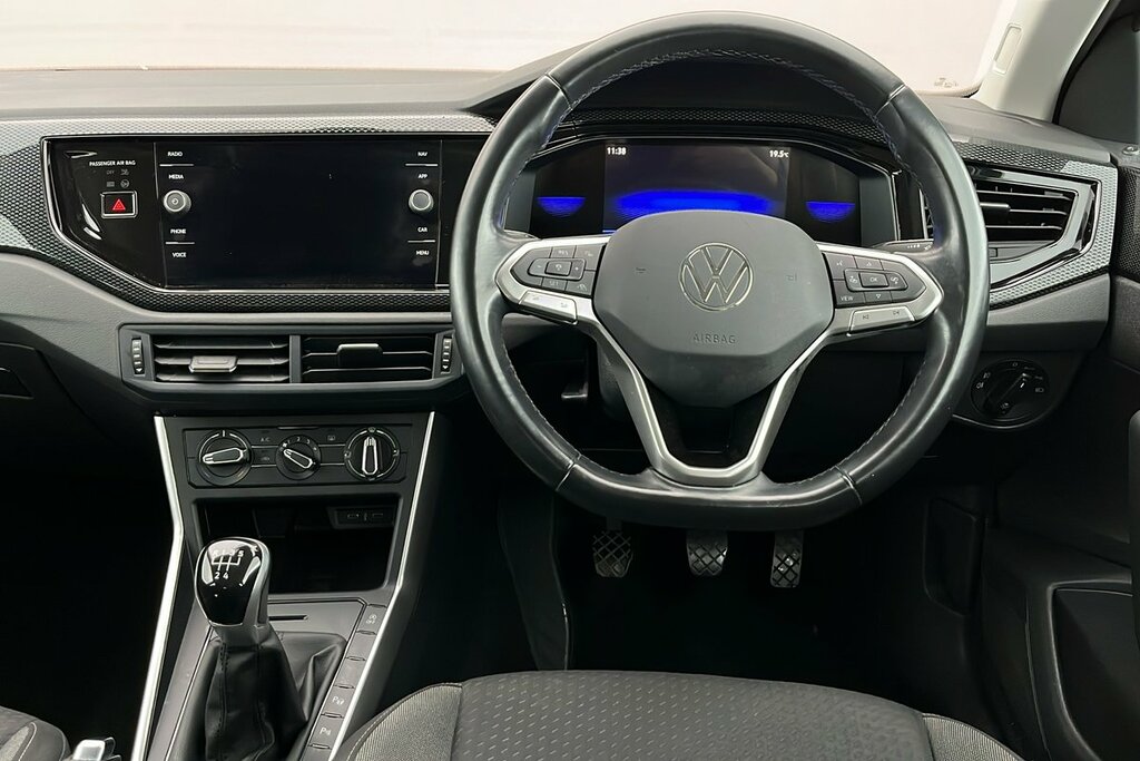 Volkswagen Taigo Hatchback Grey #20