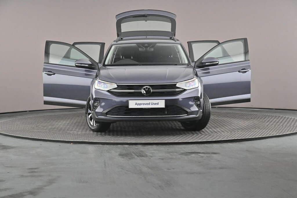 Volkswagen Taigo Hatchback Grey #35