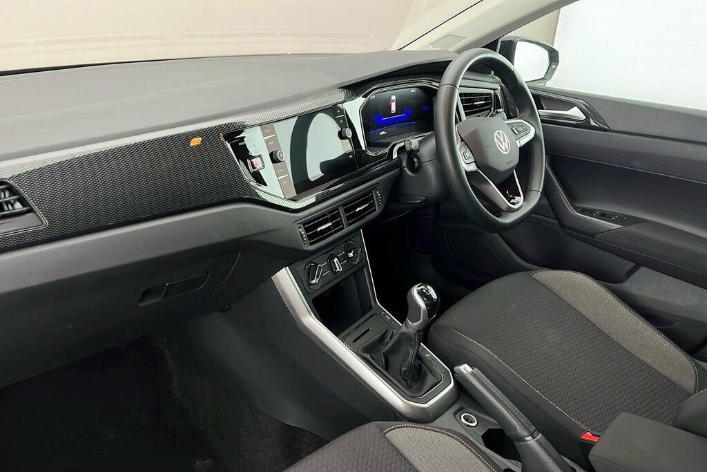Volkswagen Polo Match 1.0 Tsi 95Ps 5-Speed Black #2