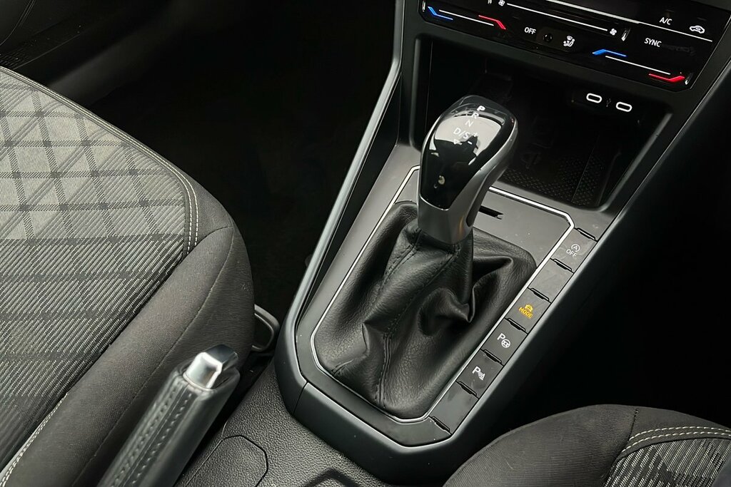 Volkswagen Taigo Suv Grey #12
