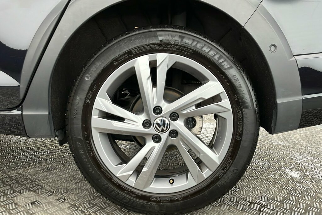 Volkswagen Taigo R-line 1.5 Tsi 150Ps 7-Speed Dsg Black #5