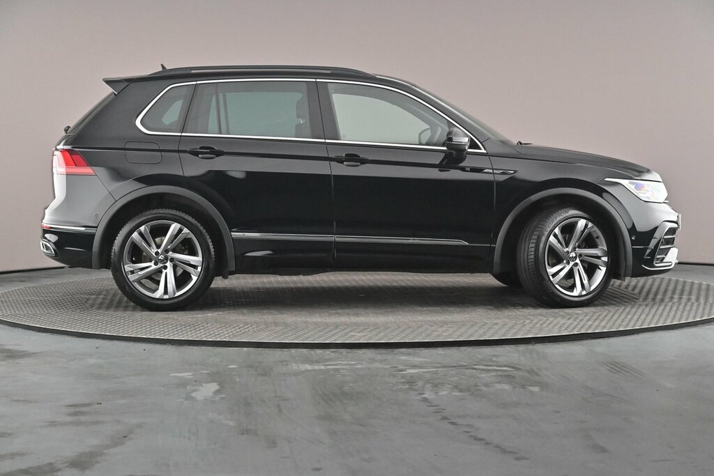 Volkswagen Tiguan R-line Edition 1.5 Tsi 150Ps 7-Speed Dsg Black #4