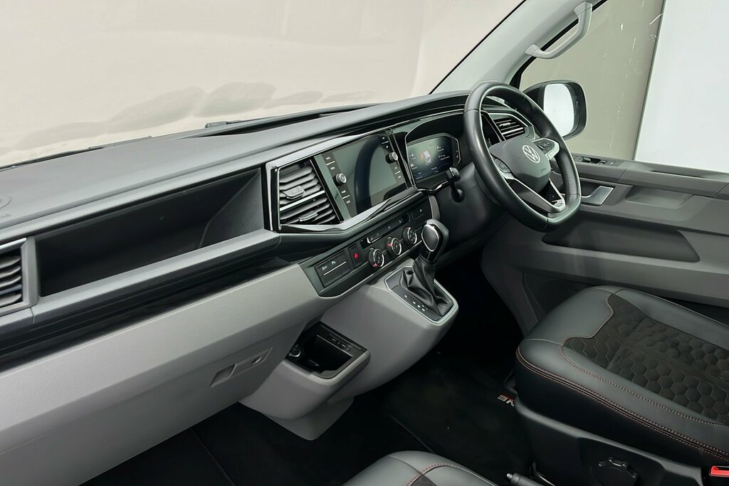 Volkswagen Transporter Sportline T32 Panel Van Sportline Lwb 204 Ps 2.0 Tdi 7Sp Dsg Grey #2