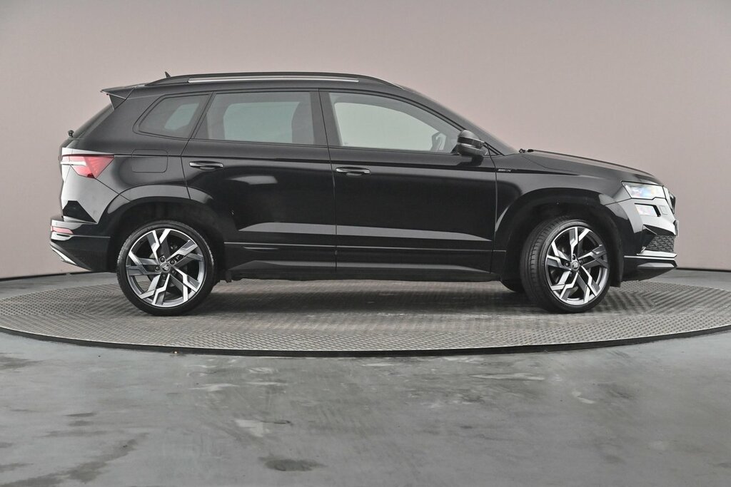 Skoda Karoq Sportline Edition 1.5 Tsi 150 Ps Dsg Black #4