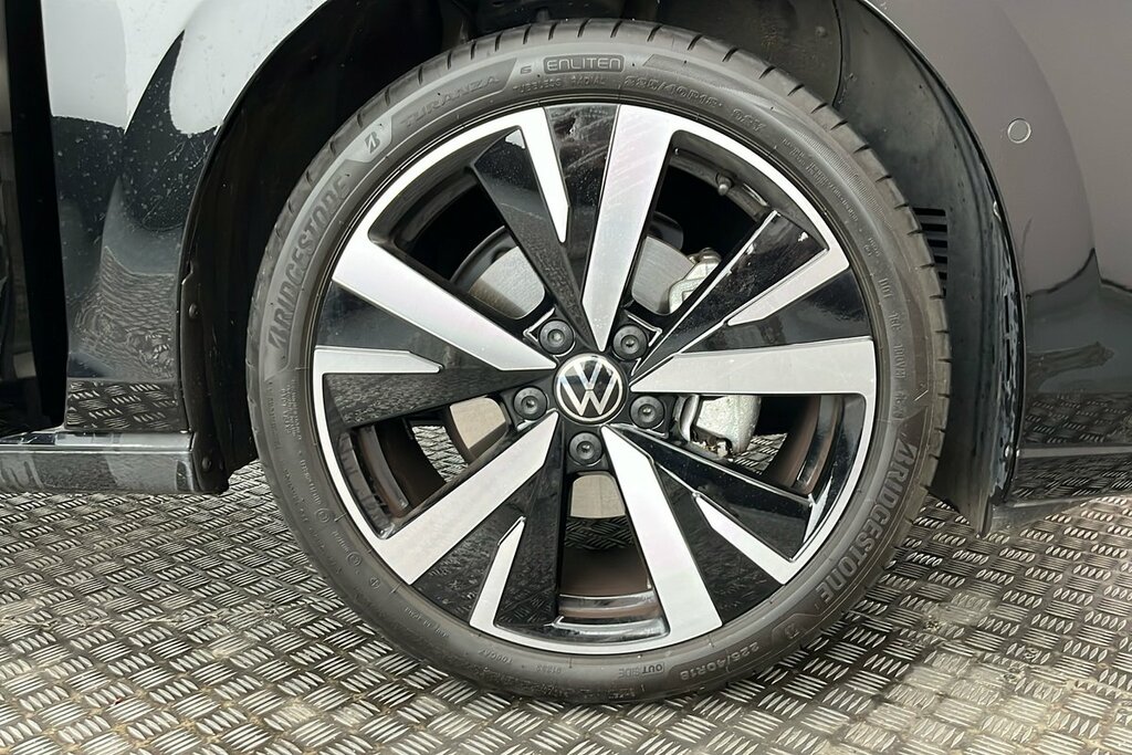 Volkswagen Golf Hatch Match 1.5 Etsi 150 Ps 7-Speed Dsg Black #5