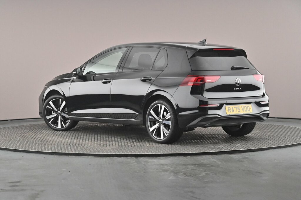 Volkswagen Golf Hatch Match 1.5 Etsi 150 Ps 7-Speed Dsg Black #3