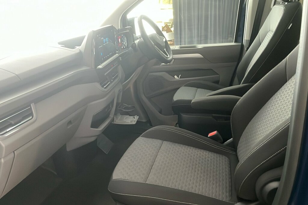 Volkswagen Transporter Shuttle Style Black #40