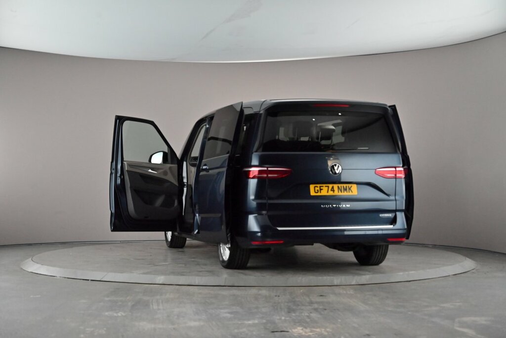 Volkswagen Transporter Shuttle Life Lwb 150 Ps 2.0 Tdi 8Sp Purple #4