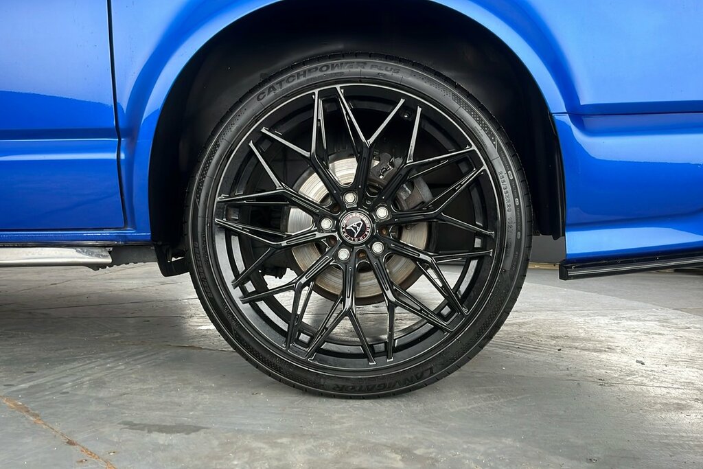 Volkswagen Transporter Sportline T32 Panel Van Sportline Swb 204 Ps 2.0 Tdi 7Sp Dsg Blue #5